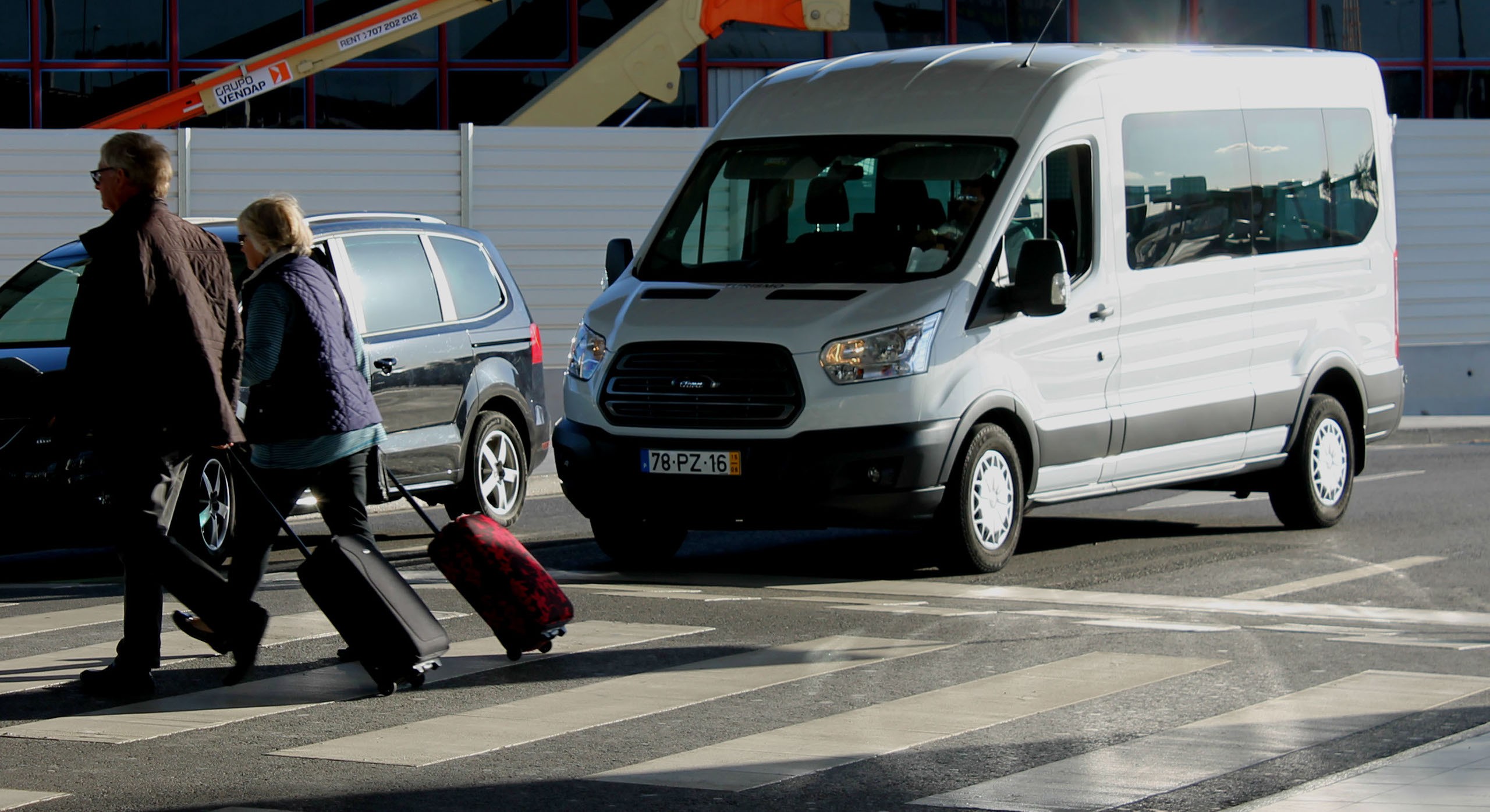 Três Pastorinhos Statue