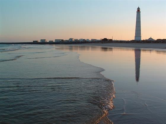 SILVES & Wine Tasting - Image 1